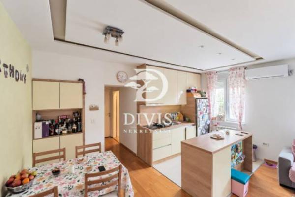 Slika 1 - Gospodara Vučića, Dvoiposoban stan na prodaju, 57m2, 282.000€